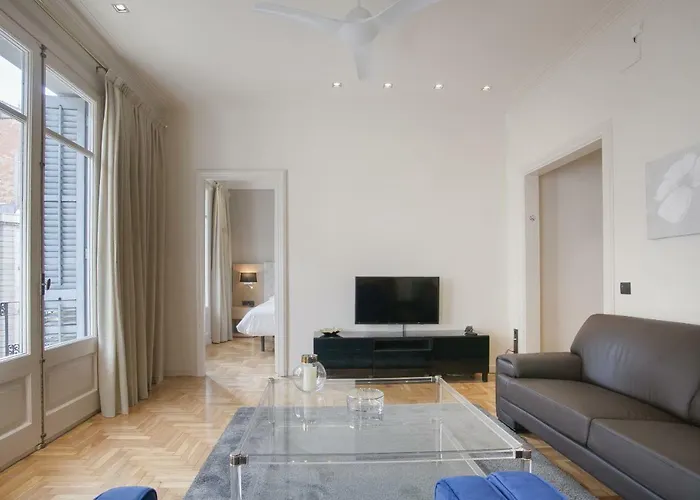Tendency Sagrada Familia Luxury