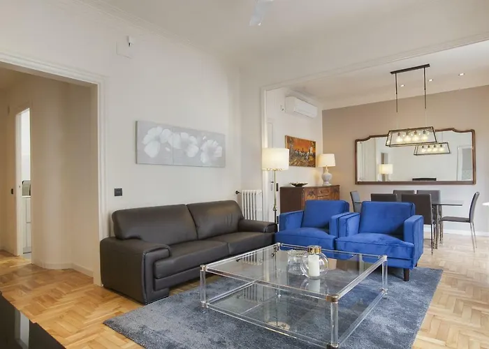 Tendency Sagrada Familia Luxury